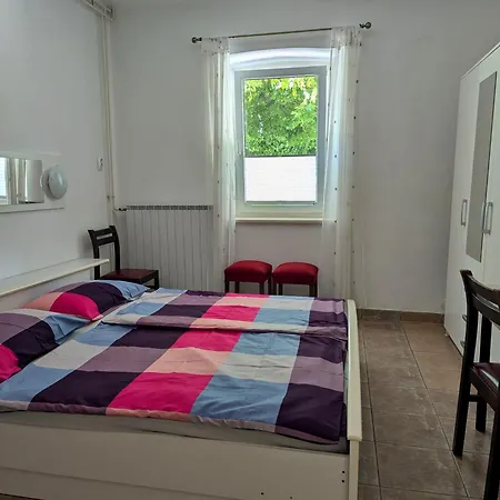 Luna Apartment *