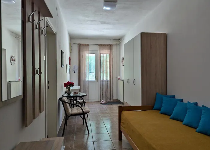 アパート Luna Osp