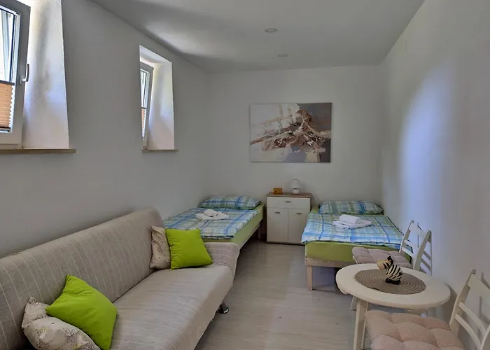 アパート Luna Osp